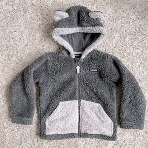 Patagonia fuzzy zip sweatshirt